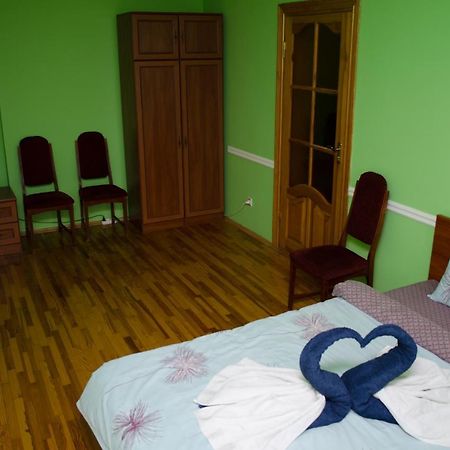 Babylon Apartments Rivne Exterior foto