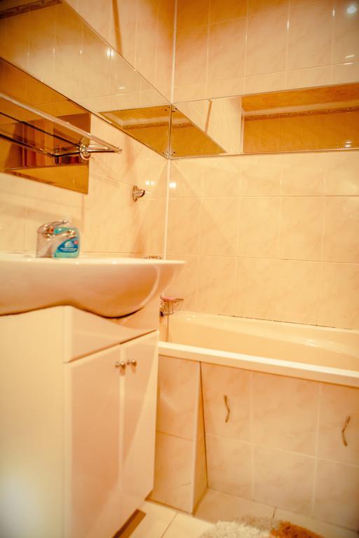 Babylon Apartments Rivne Habitación foto